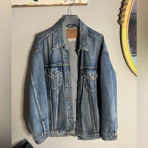 Levi’s Oversize Denim Jacket - Bought from Free People